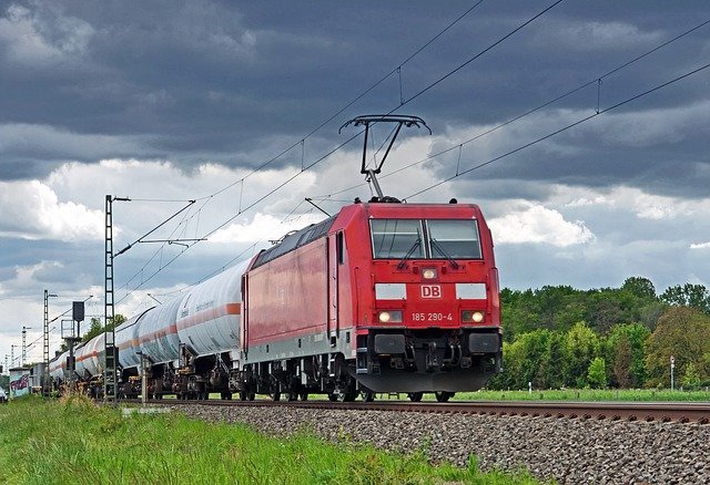 Deutsche Bahn rettet Dieseltriebwagen in Gerolstein
