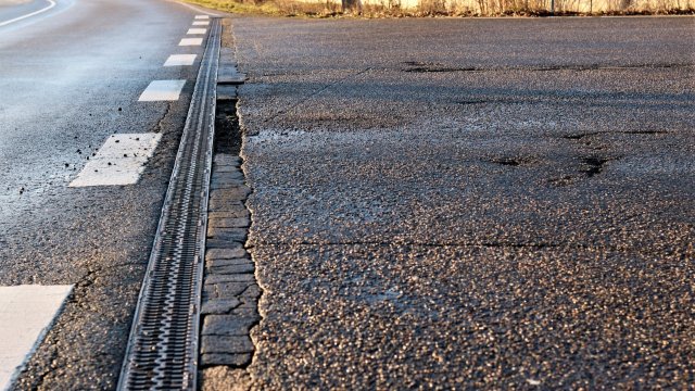 Schäden an der Stützmauer in der Straße „Auf dem Werth“ werden behoben 