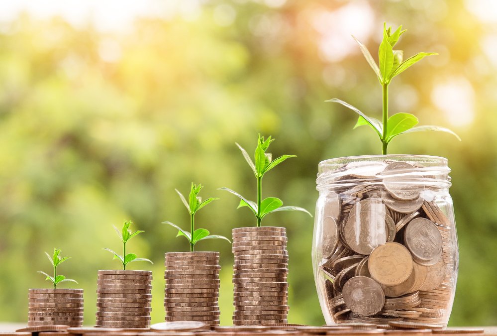 Positiver Landeshaushalt: Rheinland-Pfalz wird zum Geberland - auch dank Biontech Positiver Landeshaushalt: Rheinland-Pfalz wird zum Geberland - auch dank Biontech
