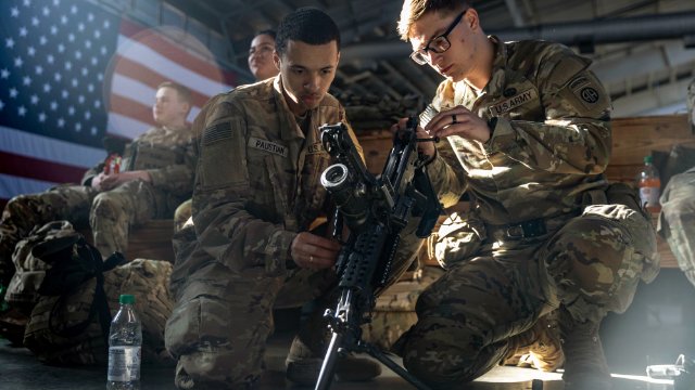USA verlegen wegen Ukraine-Krieg 7000 weitere Soldaten nach Europa