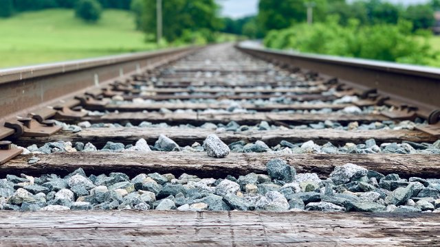 2025 sollen wieder erste Züge der Ahrtalbahn fahren