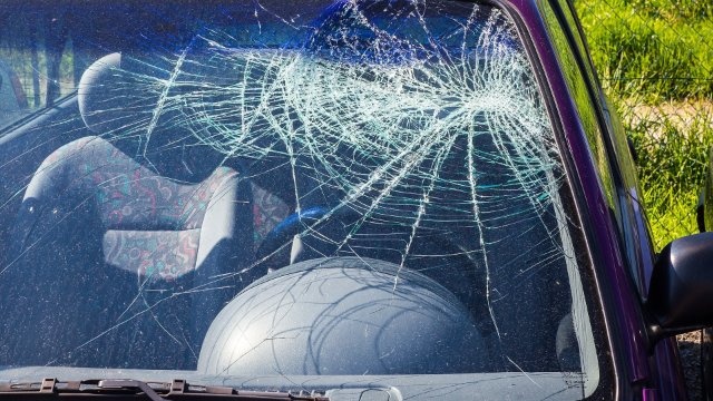 Autos an Neuwieder Kreuzung kollidiert