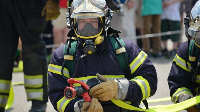 Sechsstelliger Schaden bei Feuer in Lagerhalle im Westerwald