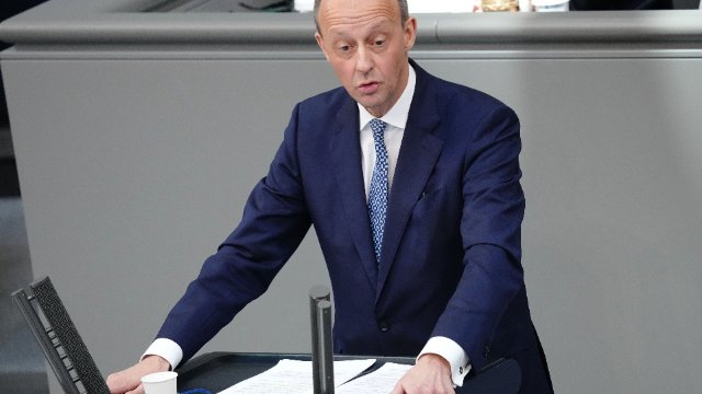 Merz: Weitere militärische Unterstützung der Ukraine kaum noch möglich