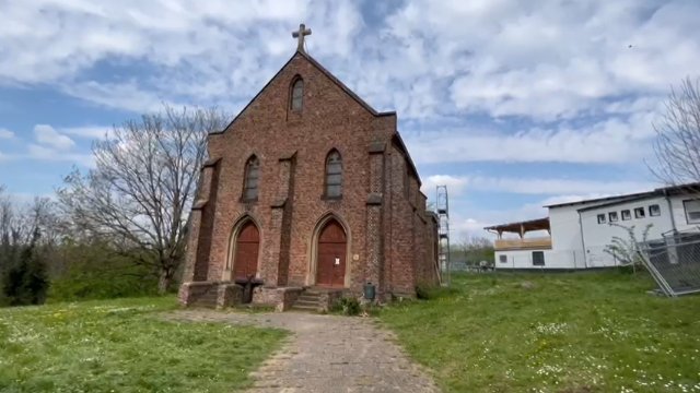 Turm der Donatuskapelle in Linz am Rhein wird abgerissen