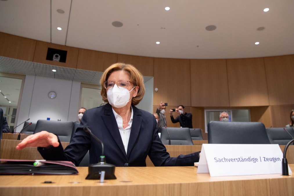 Dreyer vertraute in der Flutnacht auf Katastrophenschutz vor Ort Dreyer vertraute in der Flutnacht auf Katastrophenschutz vor Ort