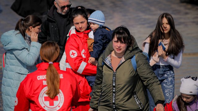 Traumapädagogen bringen nächstes Hilfspaket an die ukrainische Grenze