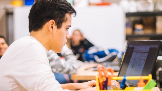 Berufsbildende Schulen der Region werden zu digitalen Lernzentren