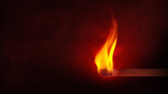 Bad Breisig: Brand in Mehrfamilienhaus