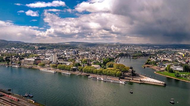 Ölfilm im Hafen Koblenz nicht beseitigt  