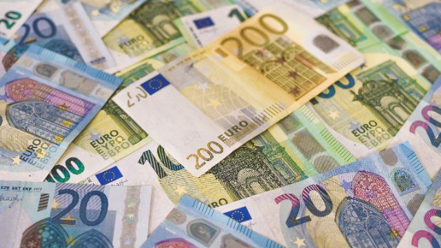 RLP: Steuereinnahmen um 413 Millionen Euro höher als gedacht