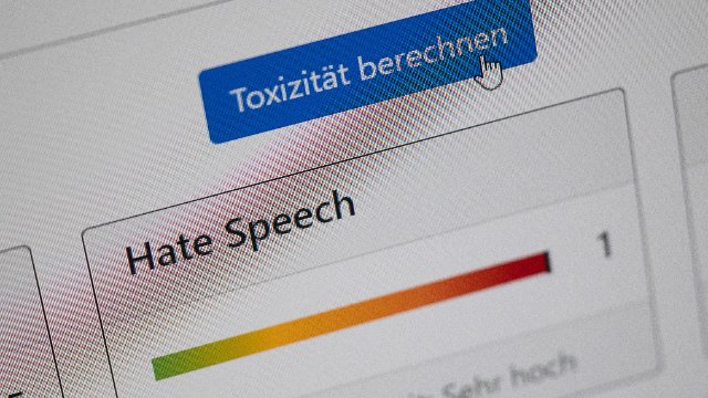 Polizei durchsucht 75 Wohnungen von Verdächtigen wegen Hass im Netz