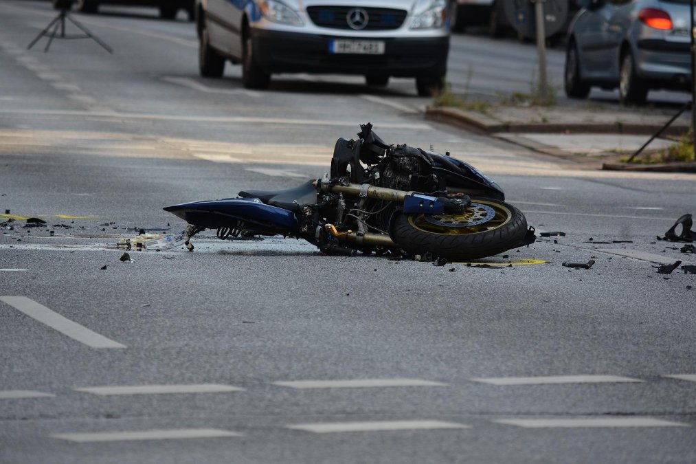 Motorradfahrer bei Unfall auf B49 verletzt Motorradfahrer bei Unfall auf B49 verletzt