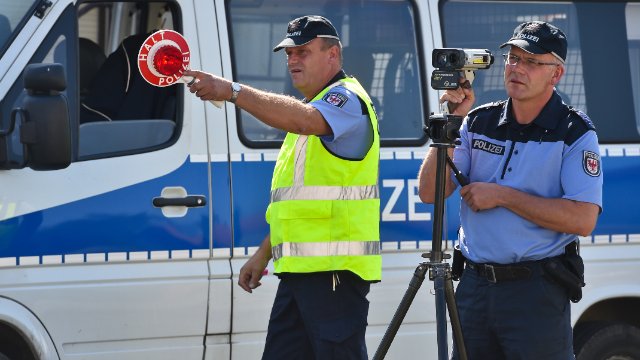 Handy-Blitzer: Erste Verstöße bei Pilotprojekt erfasst