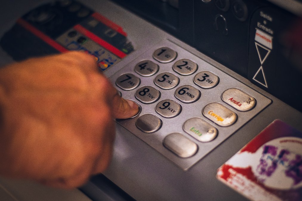 Täter sprengen Geldautomaten in Jünkerath