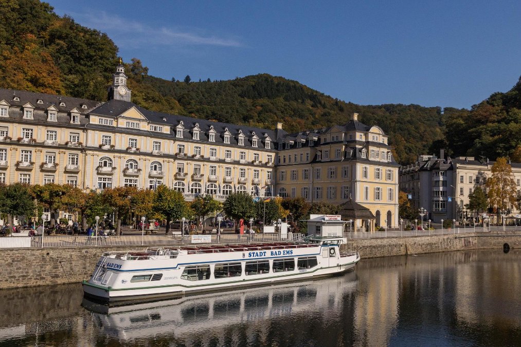 Tourismus nähert sich wieder Vor-Corona-Niveau Tourismus nähert sich wieder Vor-Corona-Niveau