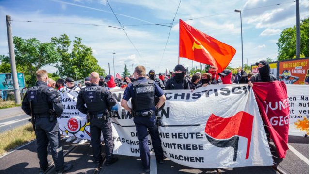 Bunter Protest in Mainz gegen Rechtsextremismus