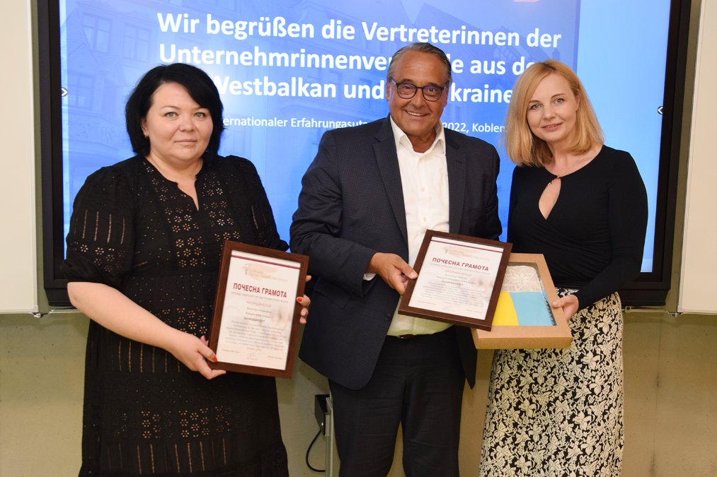 HwK Koblenz begrüßt Unternehmerinnenverbände aus Westbalkanstaaten und der Ukraine HwK Koblenz begrüßt Unternehmerinnenverbände aus Westbalkanstaaten und der Ukraine