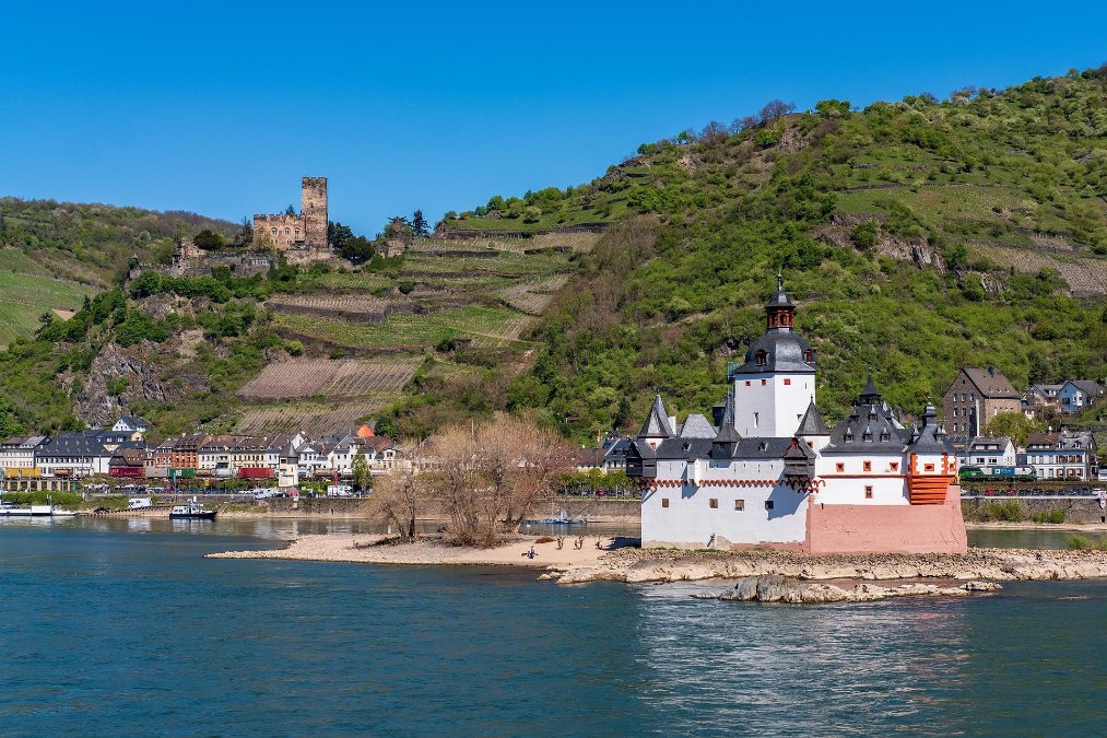 Rhein-Schifffahrt: Pegelstand bei Kaub auf 32 Zentimeter gesunken