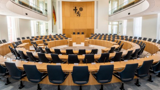 Landtag diskutiert über Geburtshilfe in Rheinland-Pfalz