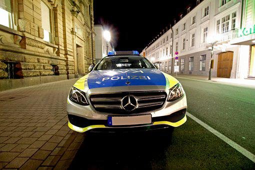 Zwei Schwerverletzte bei Unfall nahe Römerberg Zwei Schwerverletzte bei Unfall nahe Römerberg