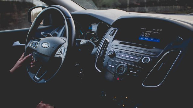 Weniger neu zugelassene Autos - höherer Anteil von Elektrowagen