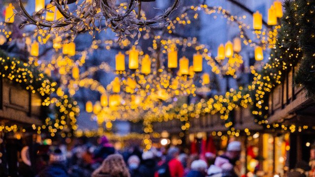 Lichterglanz mit Sparkurs: Städte planen Weihnachtsmärkte