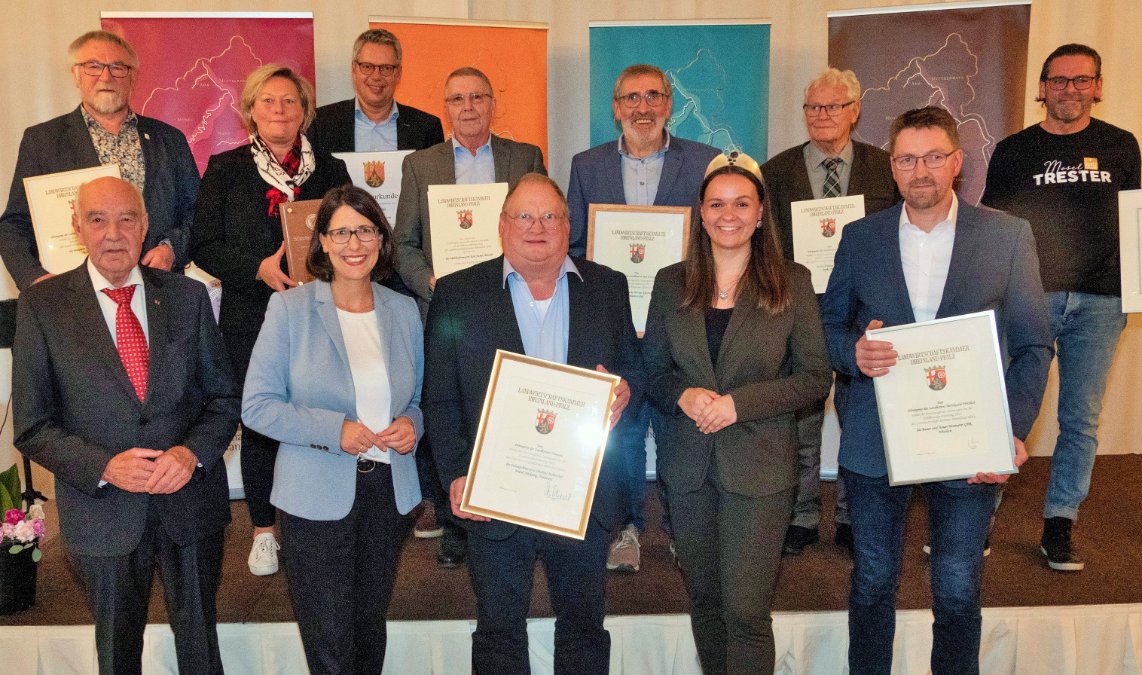 Edelbrände der Region werden geehrt Edelbrände der Region werden geehrt