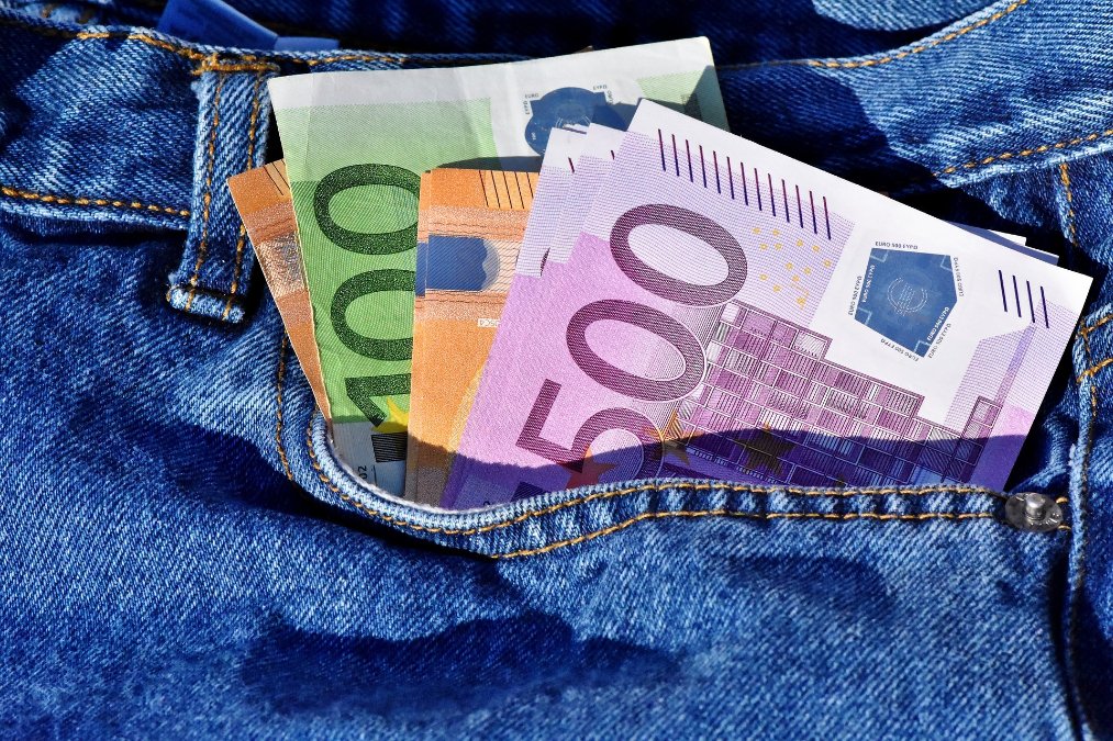 Diebstahl aus Büroräumen Diebstahl aus Büroräumen
