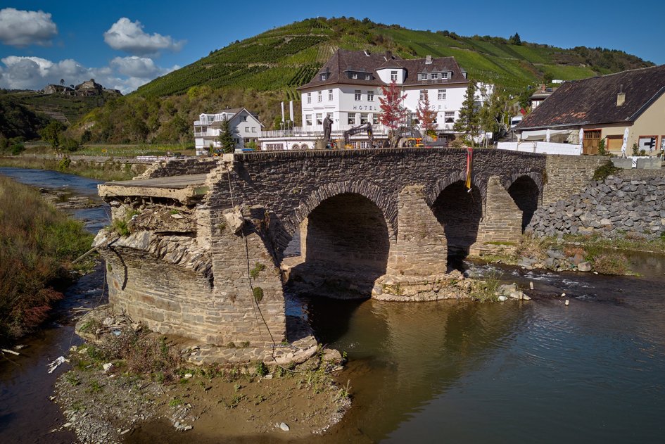 Abriss einer der ältesten Brücken im Ahr-Flutgebiet wohl besiegelt