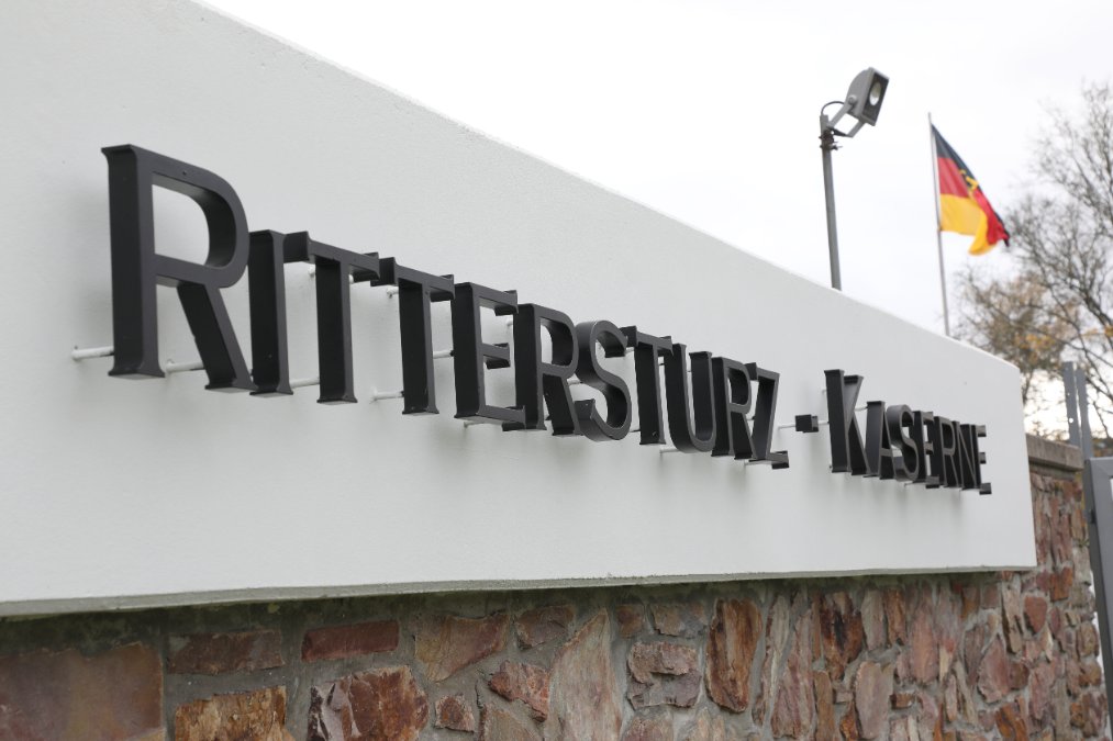 „Rittersturz“ wird neuer Name der Lahnsteiner Bundeswehrkaserne 