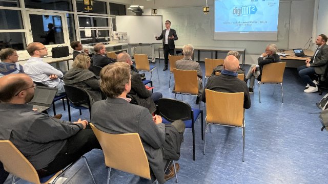 Förderkreis der Hochschule Koblenz wählt Vorstand: Matthias Nester erneut als Vorsitzender bestätigt
