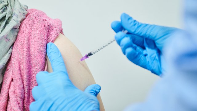 Biontech: Angepasster Impfstoff deutlich wirksamer gegen Omikron
