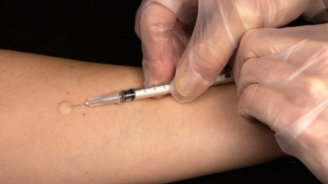 Biontech-Impfstoff für Deutsche in China eingetroffen