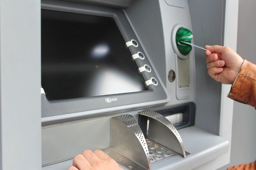 Zwei Geldautomaten gesprengt Zwei Geldautomaten gesprengt