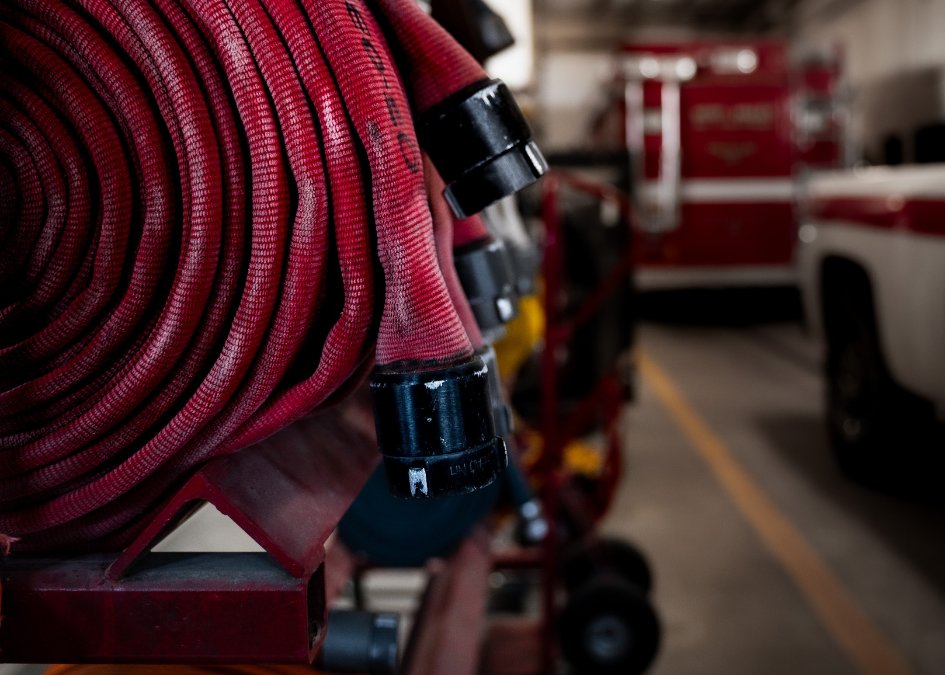 Brand in Koblenz: Feuerwehr rettet insgesamt 15 Menschen Brand in Koblenz: Feuerwehr rettet insgesamt 15 Menschen