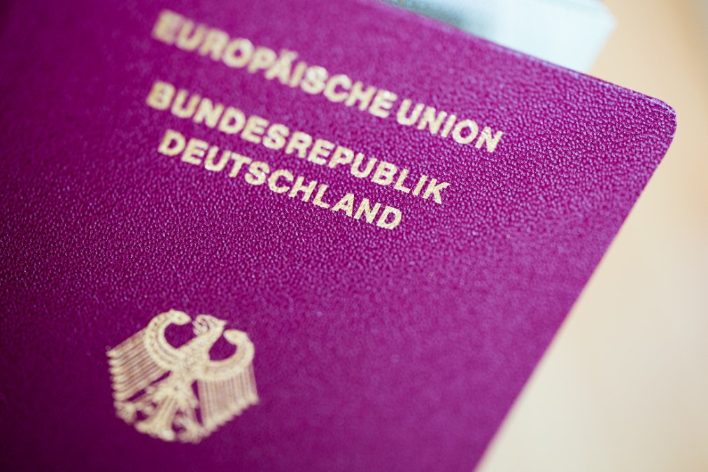 Hürden für Einbürgerung sollen deutlich gesenkt werden Hürden für Einbürgerung sollen deutlich gesenkt werden