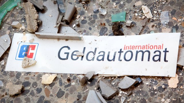 Geldautomat in Weyerbusch (Kreis Altenkirchen) gesprengt