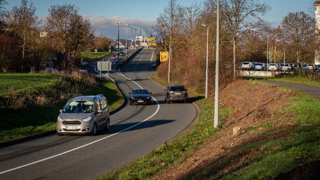 Bau des Kreisverkehrsplatzes Kurt-Schumacher-Brücke begonnen
