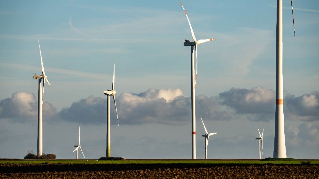 Weniger Mindestabstand zwischen Windrädern und Wohnhäusern