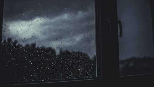 Wetter: Start in die Woche mit kaltem Regen-Wolken-Mix