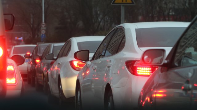 Verkehrschaos in Koblenz aufgrund von Großeinsatz nach Explosion mit Toten