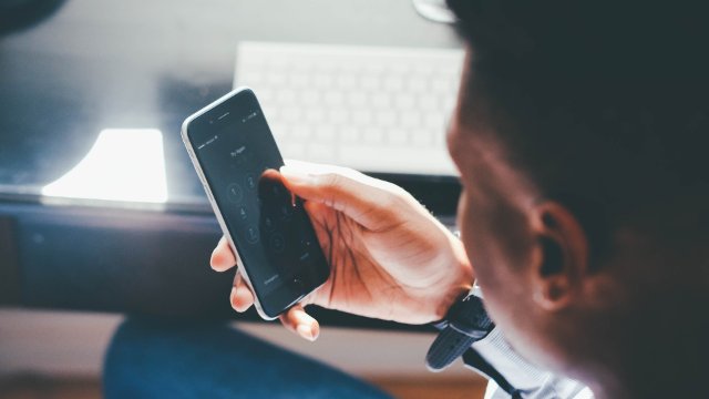 Netzbetreiber 1&1 meldet drei aktive Antennenstandorte
