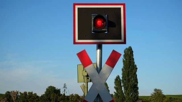 Sperrung verschiedener Bahnübergänge verlängert sich 