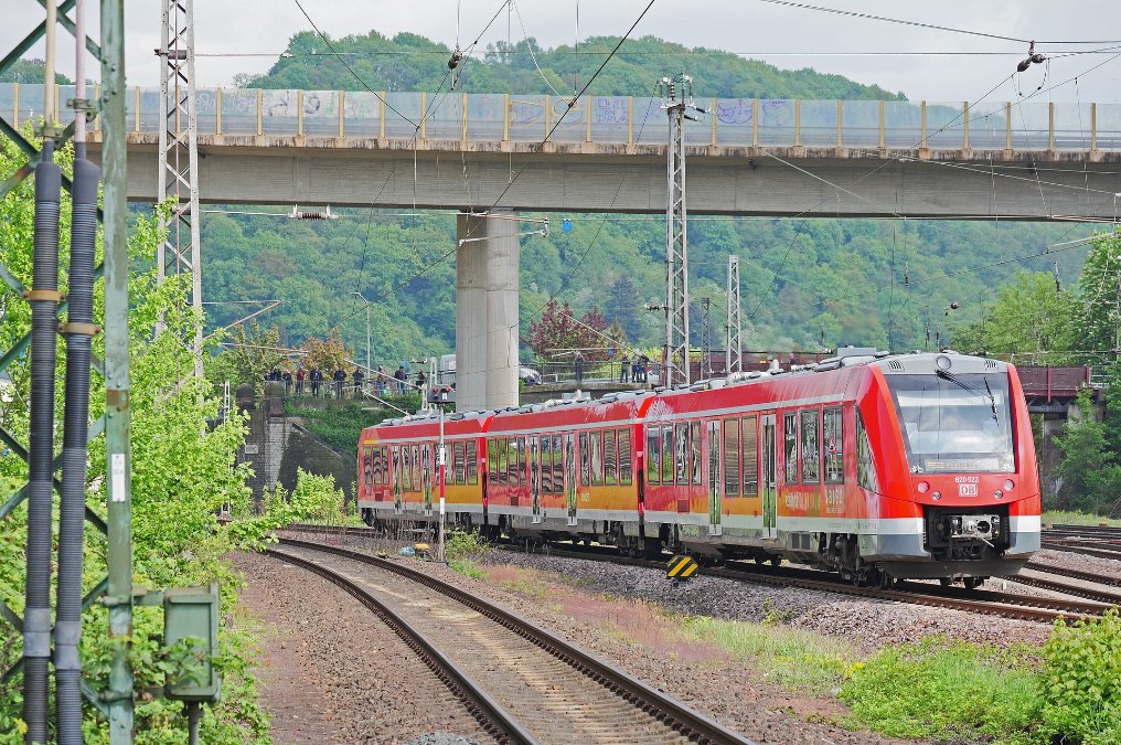 CDU fordert kostenloses Schülerticket für Rheinland-Pfalz CDU fordert kostenloses Schülerticket für Rheinland-Pfalz