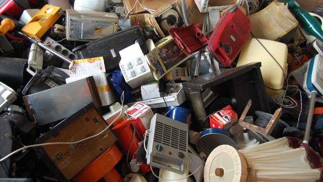 Schadstoff- und Elektrokleinteile-Sammlung in Pfaffendorf verlegt