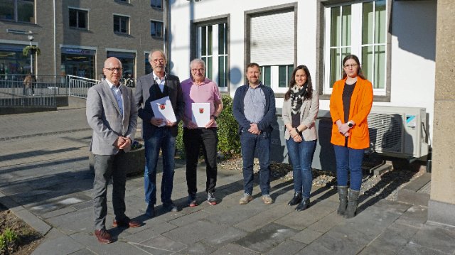 Dietmar Laux und Peter Loser feiern 40-jähriges Dienstjubiläum