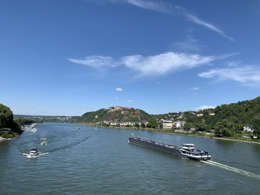 Koblenz: Ruderboot gekentert Koblenz: Ruderboot gekentert
