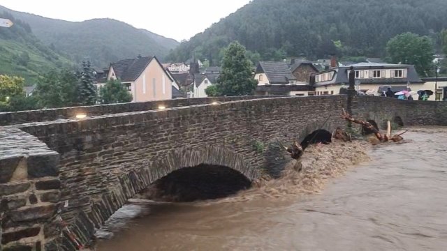 Streit um Nepomukbrücke im Ahrtal - Ortsbürgermeister tritt zurück