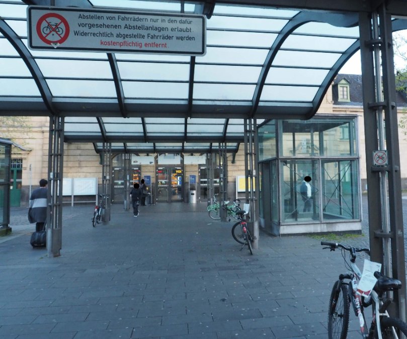 Stadt Koblenz: Widerrechtlich abgestellte Fahrräder am Hauptbahnhof werden entfernt Stadt Koblenz: Widerrechtlich abgestellte Fahrräder am Hauptbahnhof werden entfernt